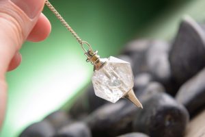 crystal-pendulum-1024x939